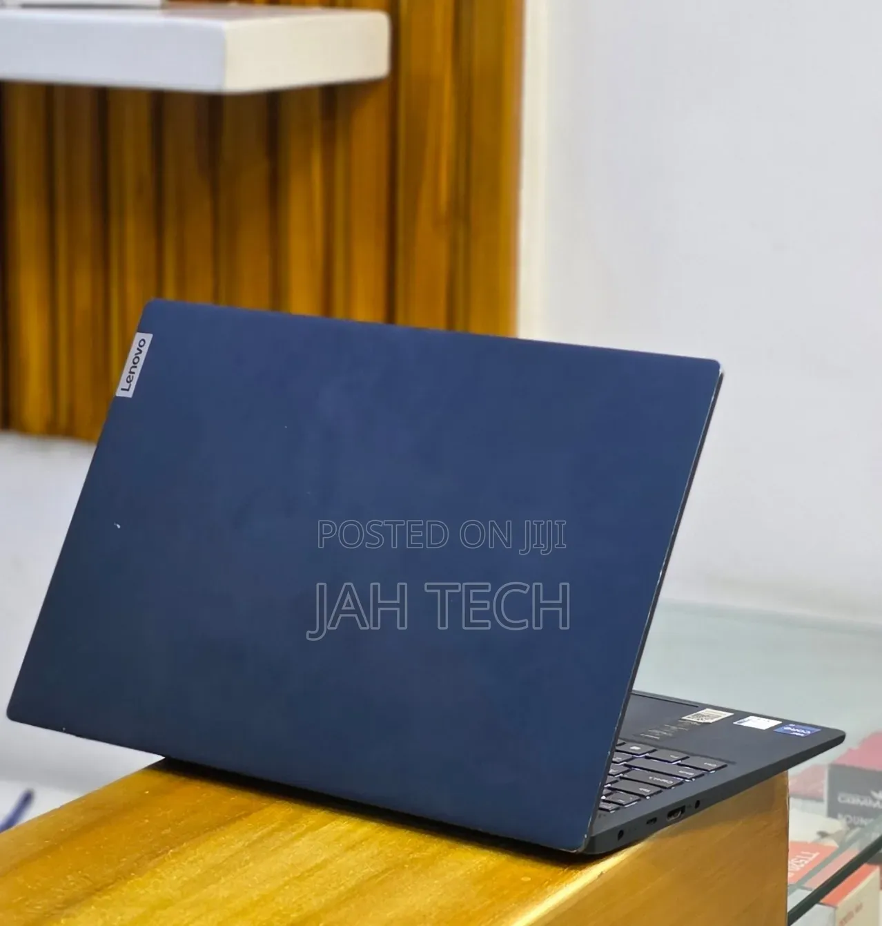 New Laptop Lenovo Ideapad 3 12GB Intel Core i7 SSD 512GB