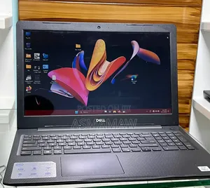 New Laptop Dell Inspiron 15 8GB Intel Core i7 SSD 256GB