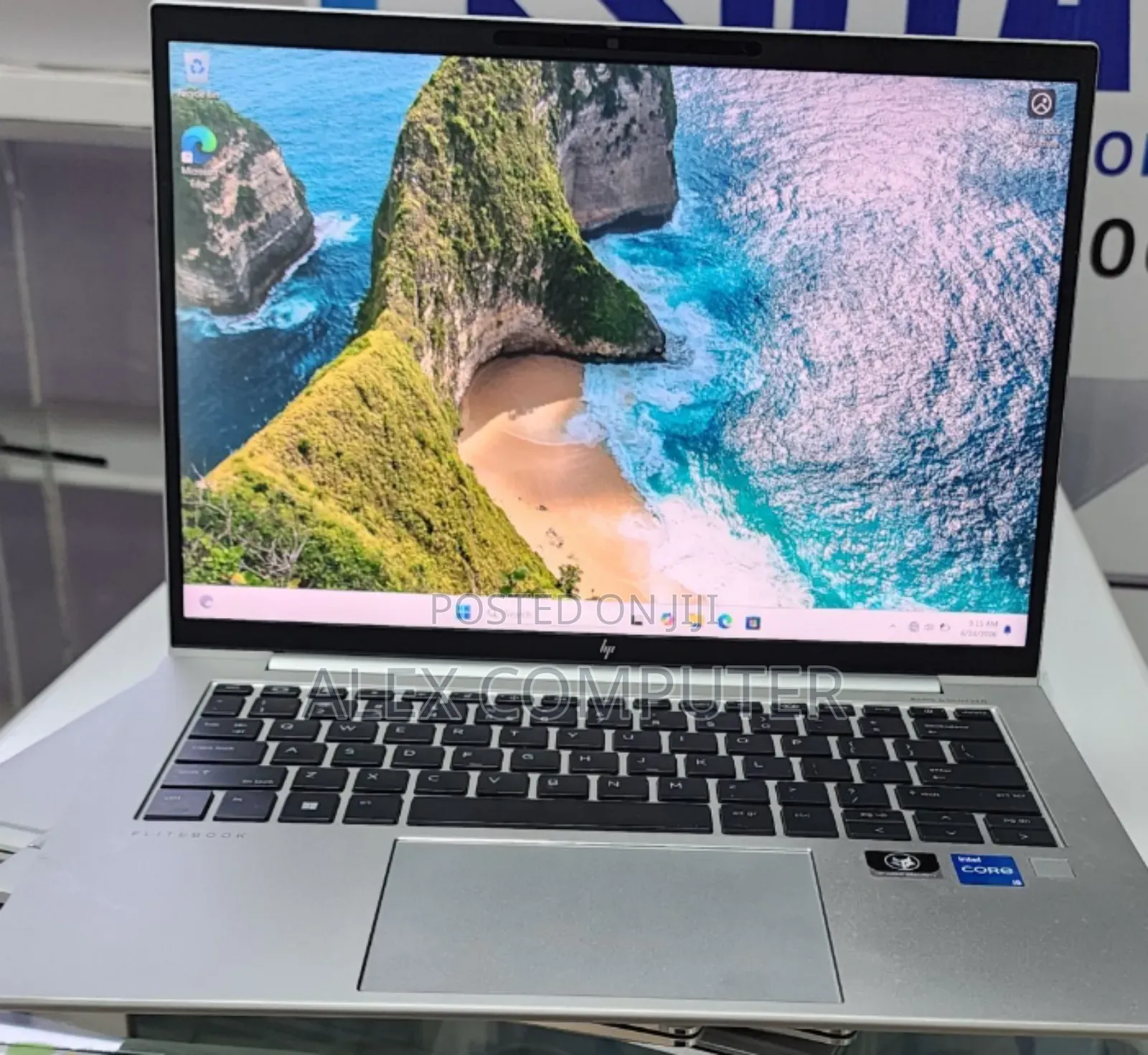 New Laptop HP EliteBook 840 G9 16GB Intel Core i5 SSD 512GB