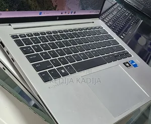 New Laptop HP EliteBook 840 G9 16GB Intel Core i5 SSD 512GB