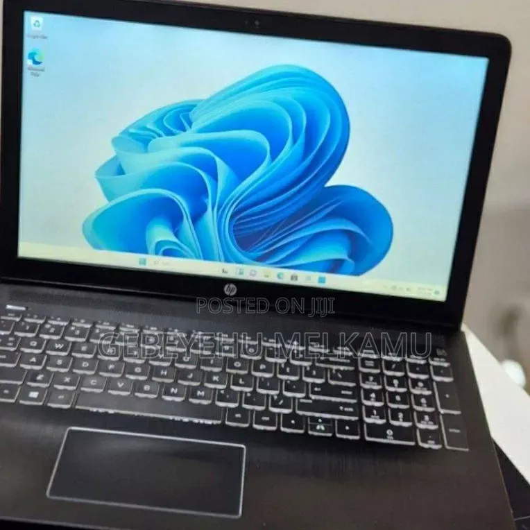 New Laptop HP 8GB Intel Core i7 SSD 256GB