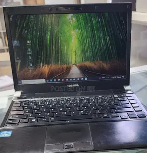 New Laptop Toshiba 4GB Intel Core i5 HDD 500GB