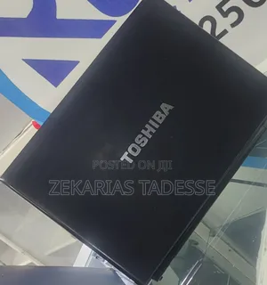 New Laptop Toshiba 4GB Intel Core i5 HDD 500GB