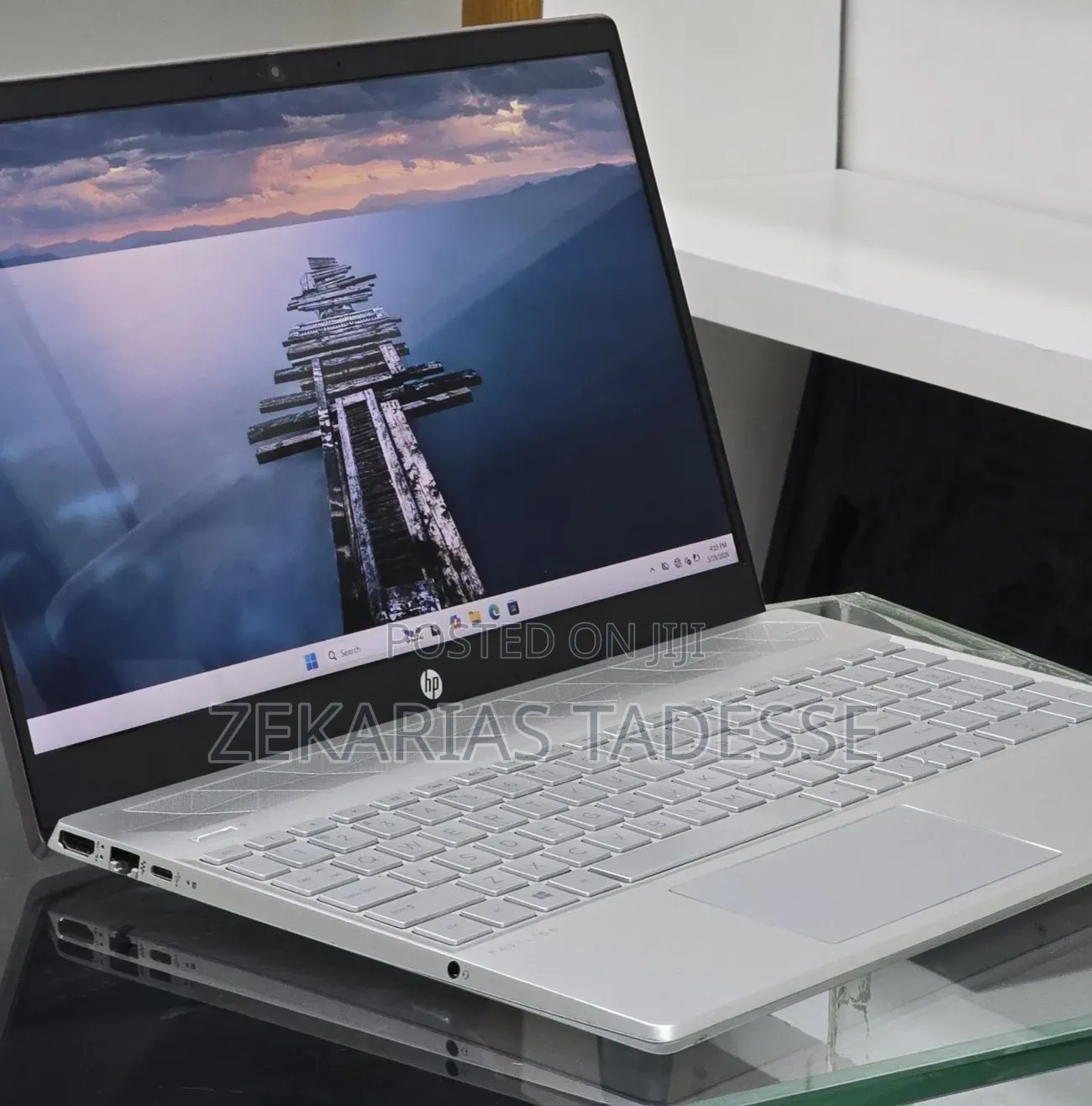New Laptop HP Pavilion 15 8GB Intel Core i7 SSD 256GB