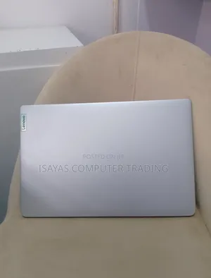 New Laptop Lenovo IdeaPad 1 8GB AMD Ryzen 7 SSD 512GB