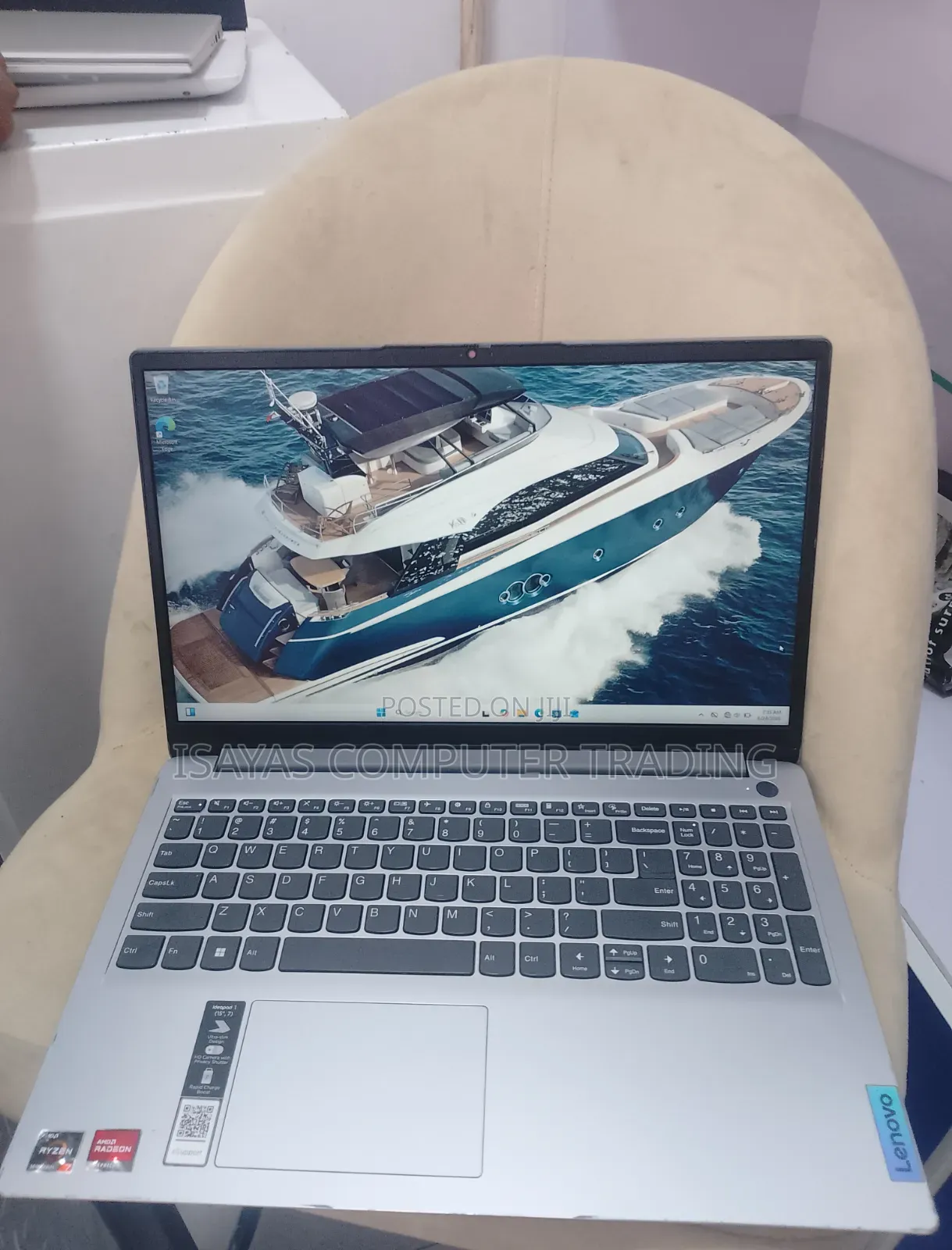 New Laptop Lenovo IdeaPad 1 8GB AMD Ryzen 7 SSD 512GB