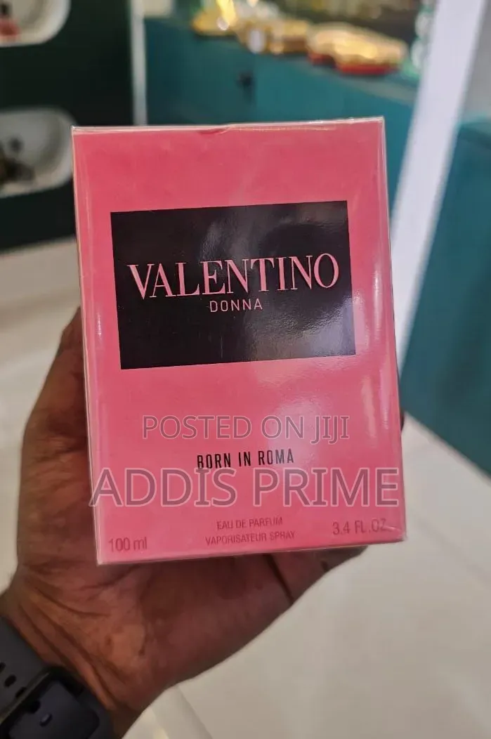 Valentino Donna Born in Roma Eau De Parfum 100ml for Women