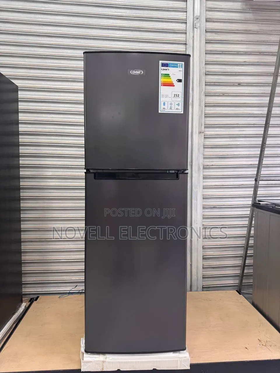 Orbit Refrigerator v 250 (Brand New)