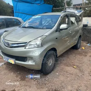 Toyota Avanza 2014