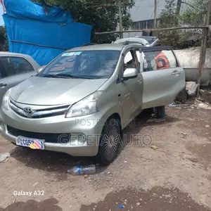 Toyota Avanza 2014