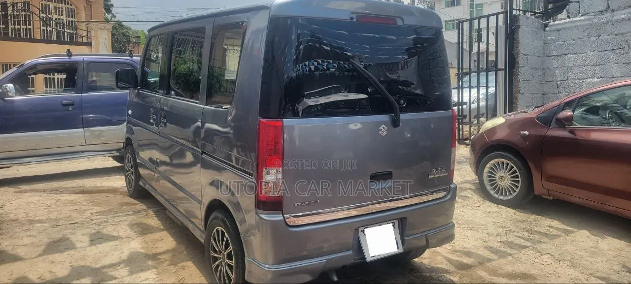 Suzuki Every Wagon 2012