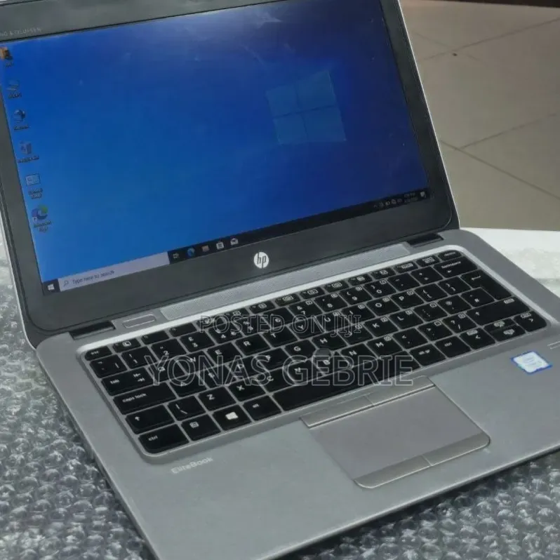 Laptop HP EliteBook 820 8GB Intel Core i5 SSD 1T