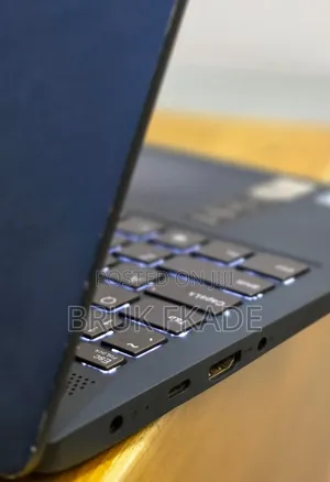 New Lenovo IdeaPad 5 Slim 13th Gen i7 16GB Intel Core i7 SSD 512GB