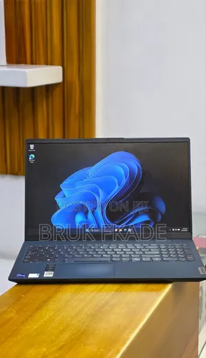 New Lenovo IdeaPad 5 Slim 13th Gen i7 16GB Intel Core i7 SSD 512GB