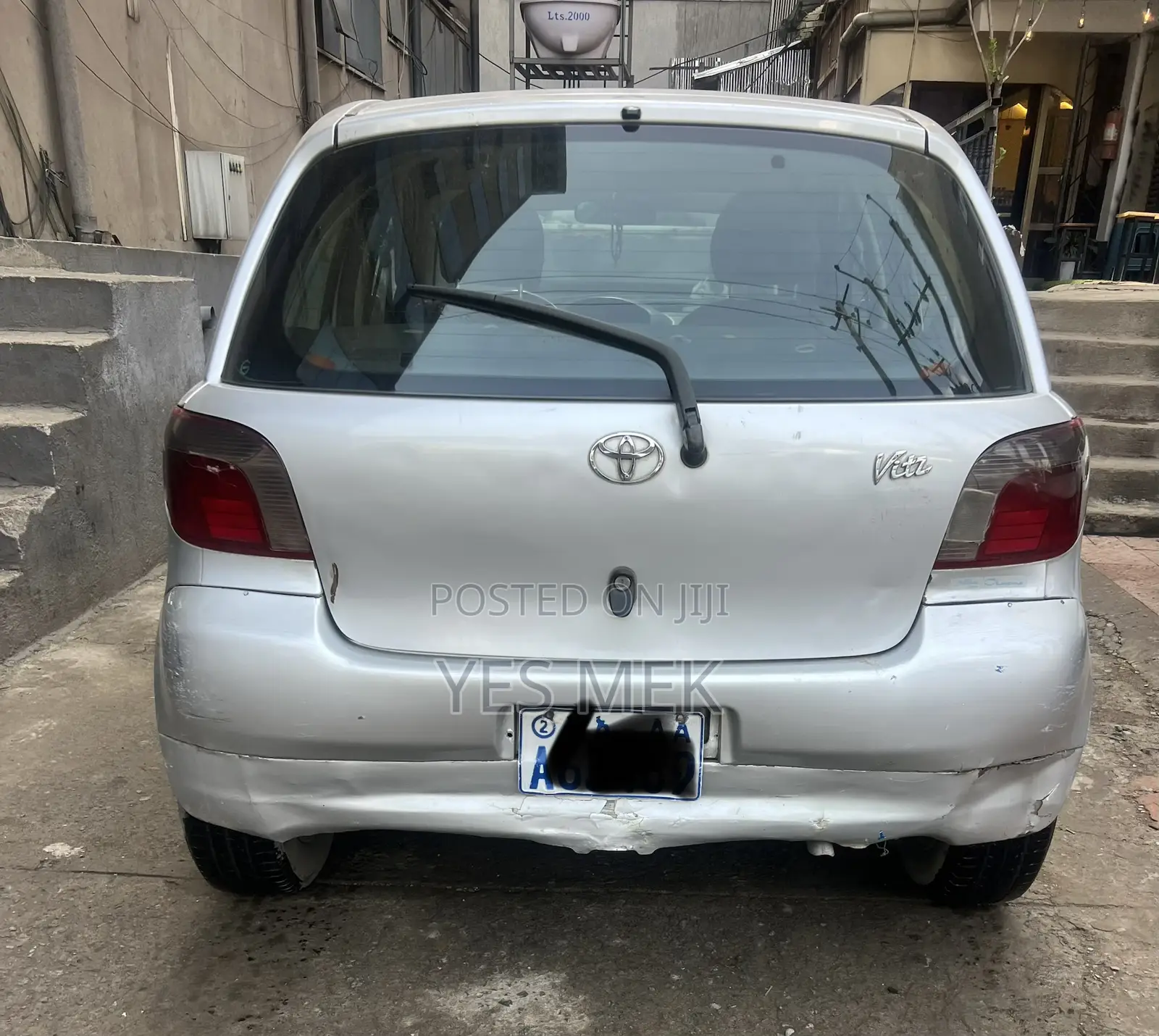 Toyota Vitz 2001 Silver