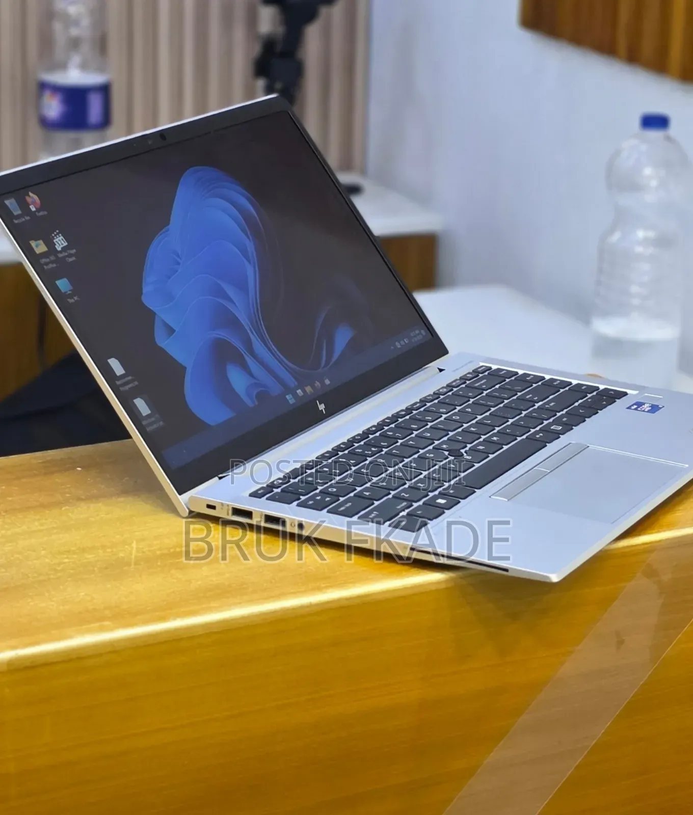New Laptop HP EliteBook 840 G8 16GB Intel Core i7 SSD 512GB