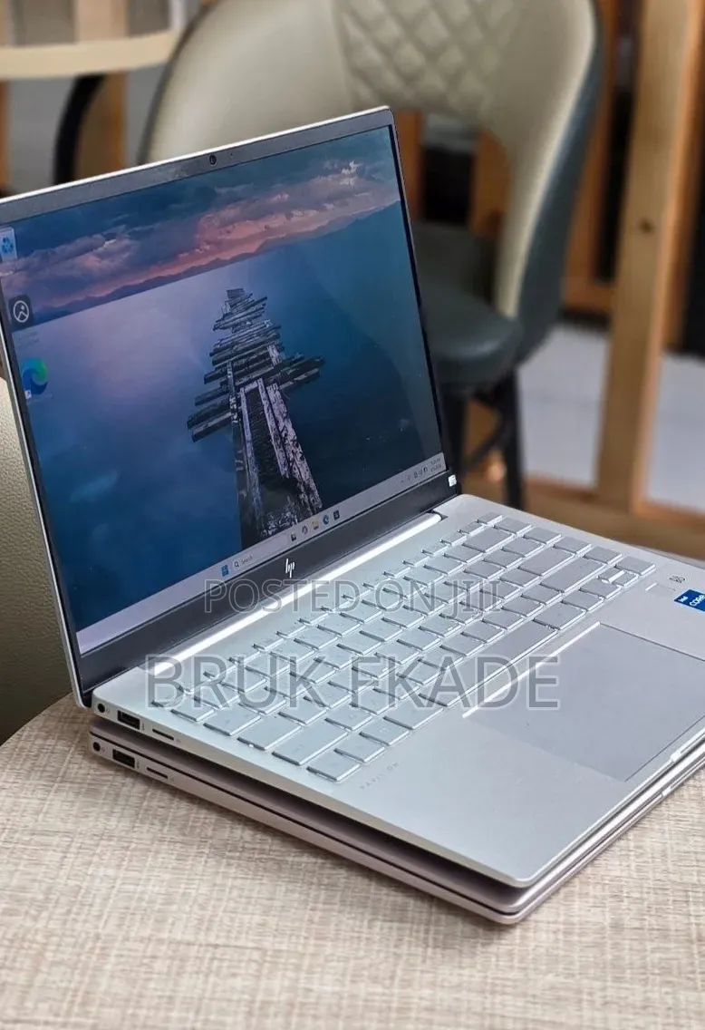 New Laptop HP Pavilion 14 16GB Intel Core i5 SSD 1T