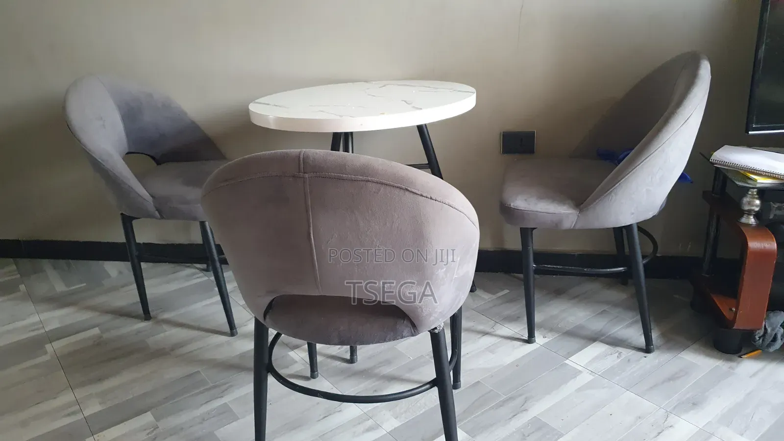 3chair With Table