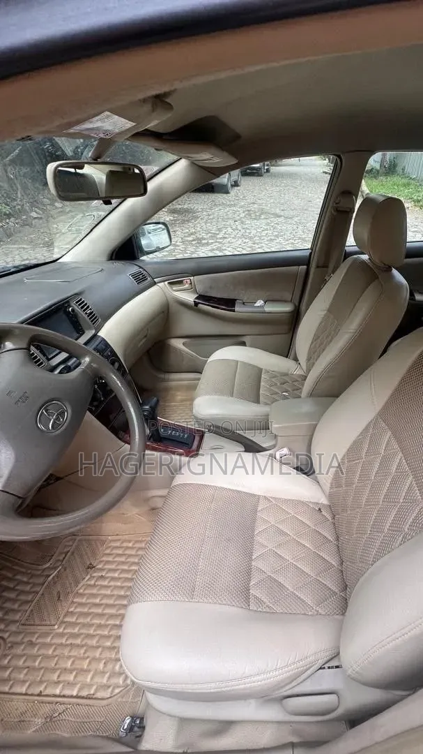 Toyota Corolla 2007 Silver