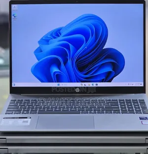 New Laptop HP 8GB Intel Core Ultra 5 SSD 512GB