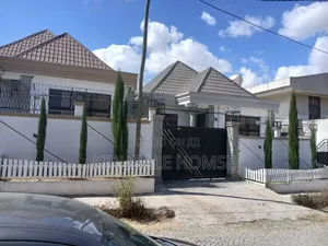 5bdrm Villa in Semit, Bole for sale