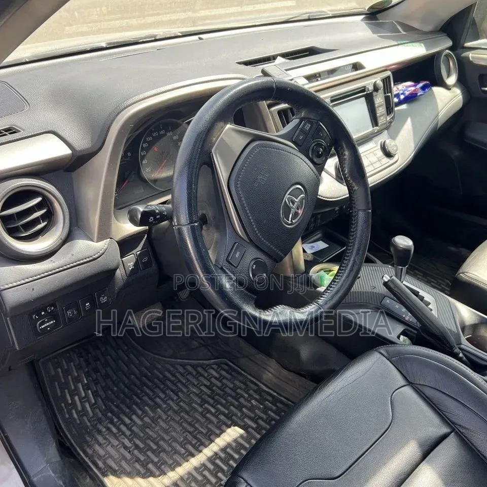 Toyota RAV4 2015 Gray