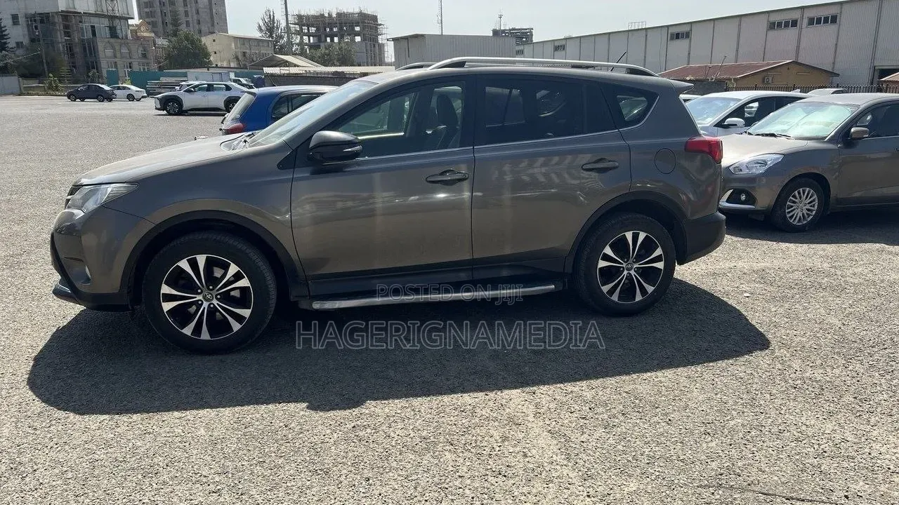 Toyota RAV4 2015 Gray
