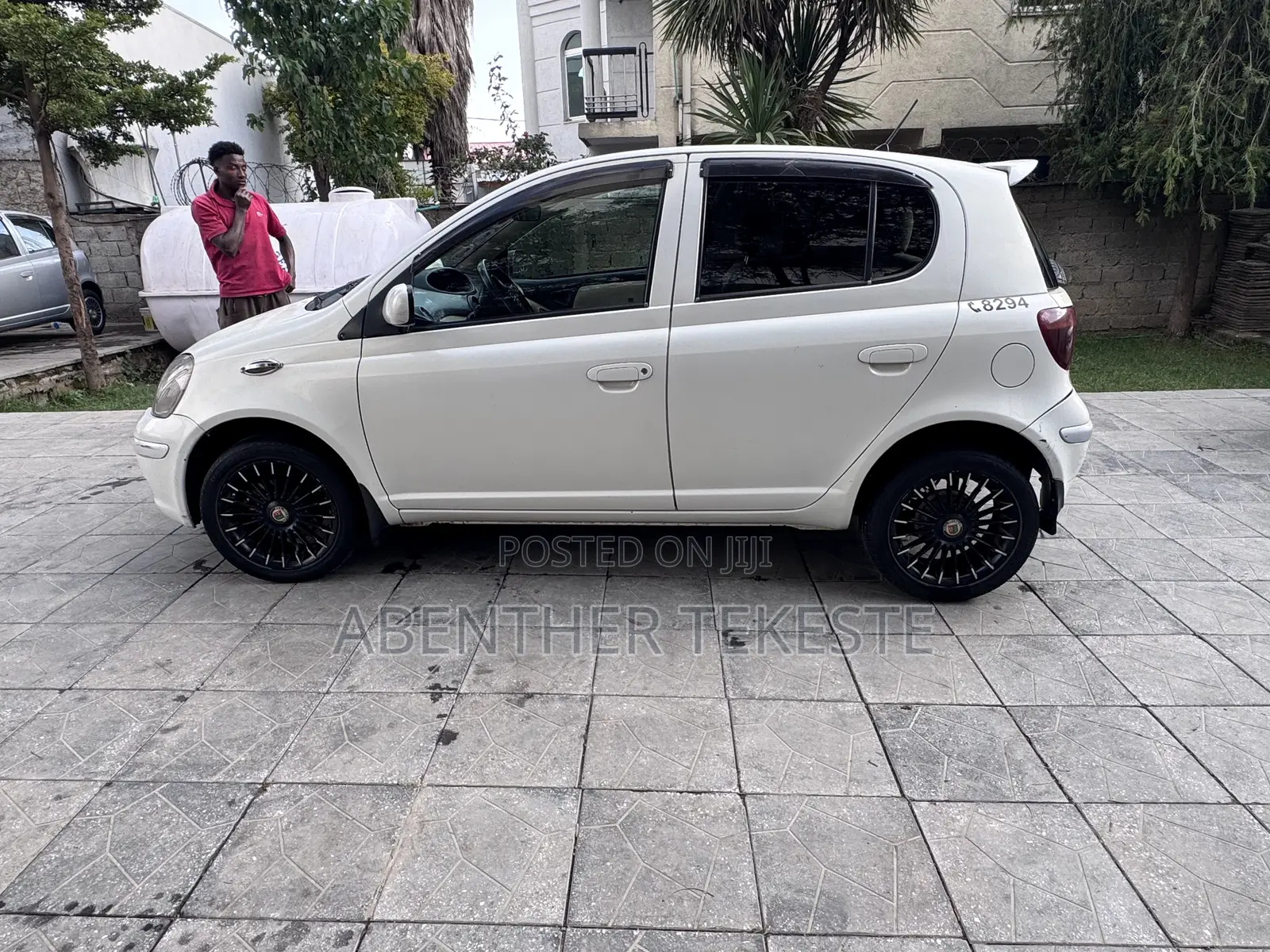 Toyota Vitz 1.0 FWD 3dr 2004 Ivory