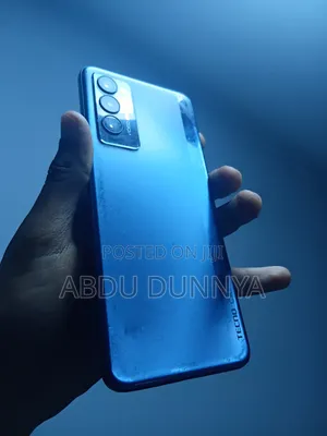 Tecno Camon 18 P 128 GB Silver