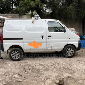 Suzuki Eeco 2018 White