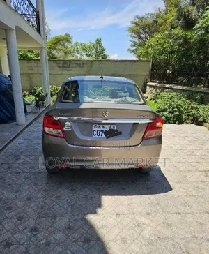 Suzuki Dzire 2022 Gray