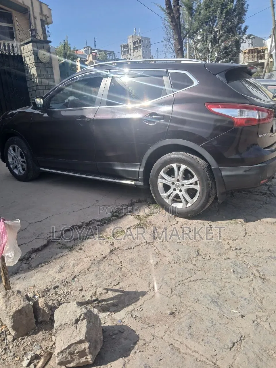Nissan Qashqai 2017 Brown