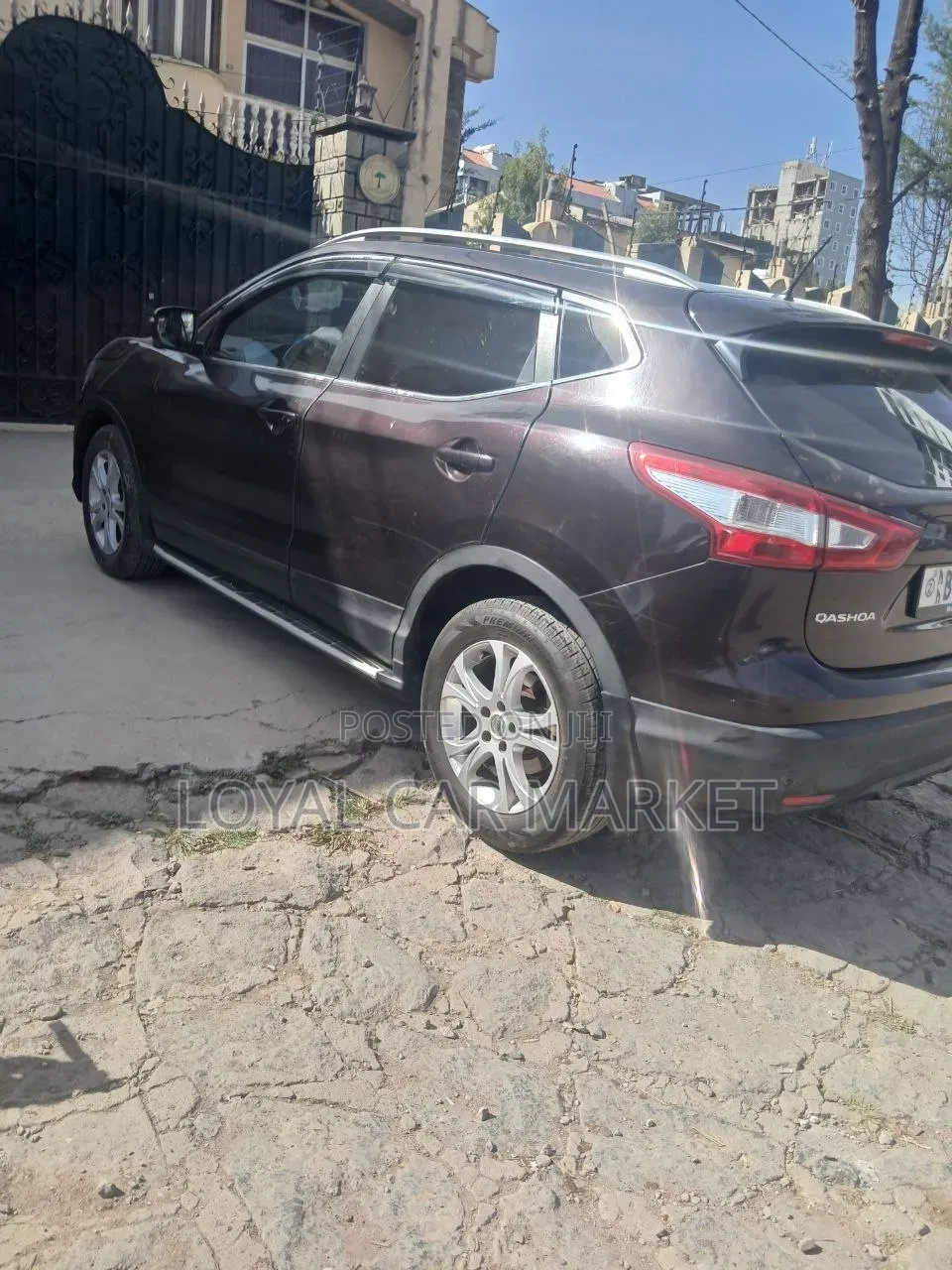 Nissan Qashqai 2017 Brown