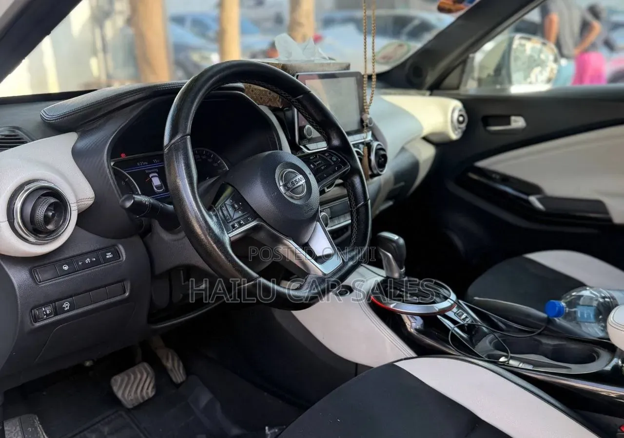 Nissan Juke 2021 White