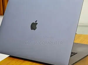 New Laptop Apple MacBook Pro 2018 16GB Intel Core i7 SSD 512GB