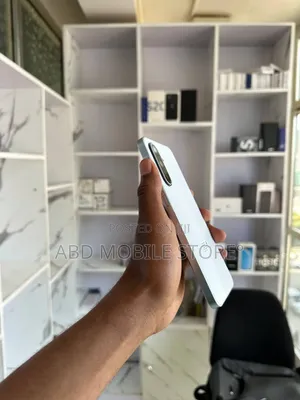 New Samsung Galaxy M17 5G 128 GB White