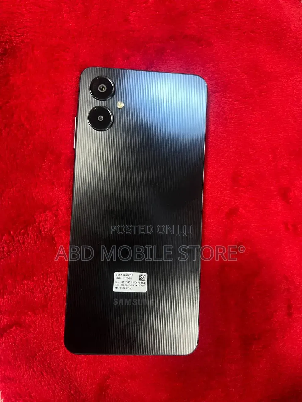 New Samsung Galaxy A06 128 GB Black