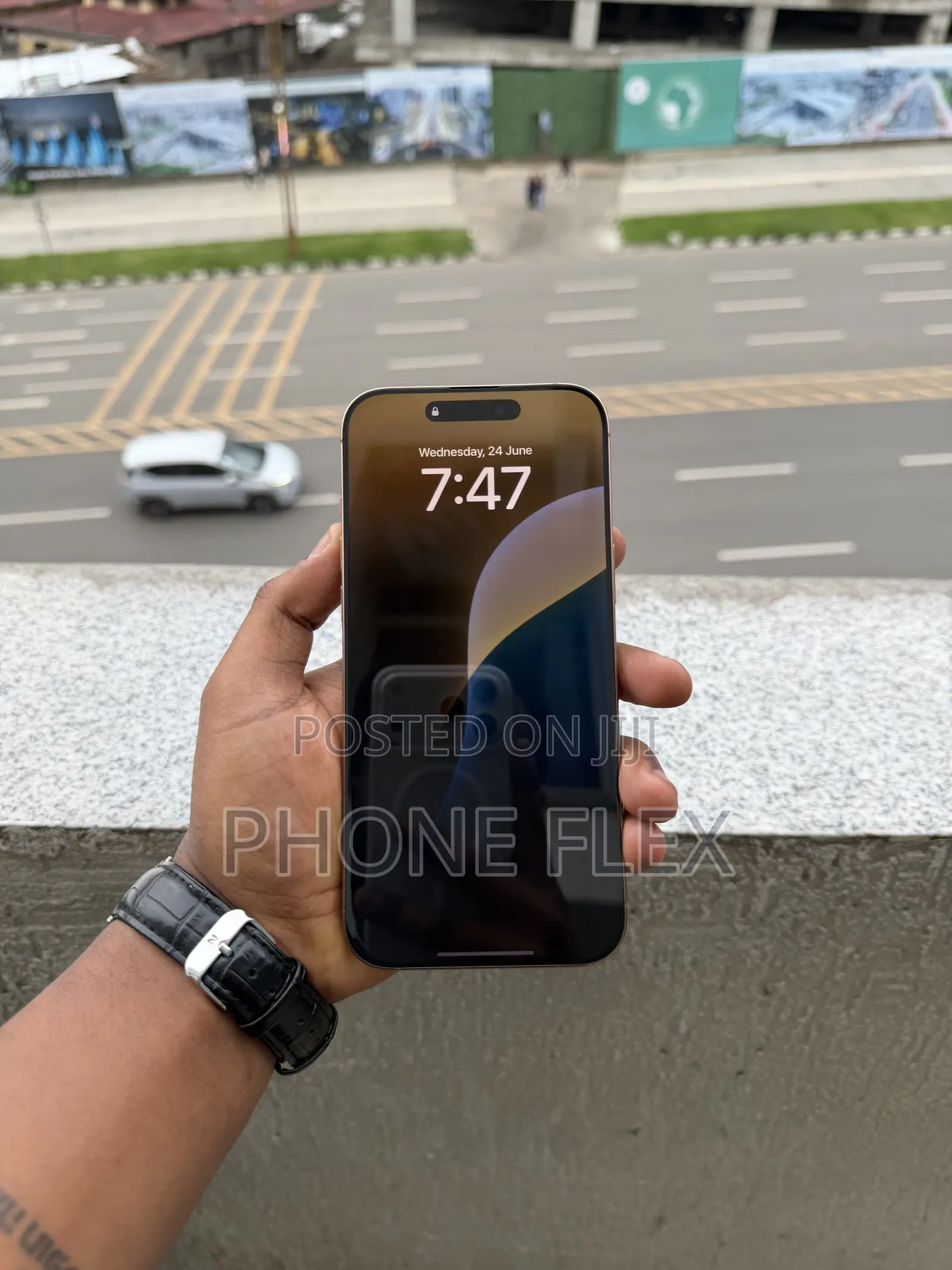 Apple iPhone 16 Pro Max 256 GB Gold