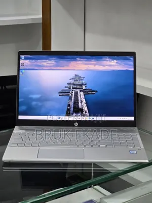 New Laptop HP Pavilion 15 8GB Intel Core i7 SSD 256GB