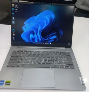 New Laptop Lenovo 16GB Intel Core i7 SSD 512GB