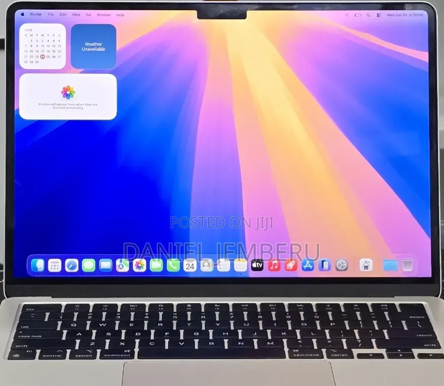 New Laptop Apple MacBook Air 2022 M2 16GB Apple M2 SSD 256GB