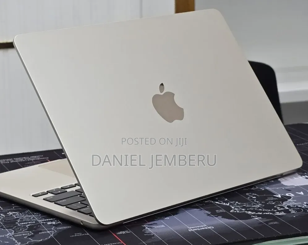 New Laptop Apple MacBook Air 2022 M2 16GB Apple M2 SSD 256GB