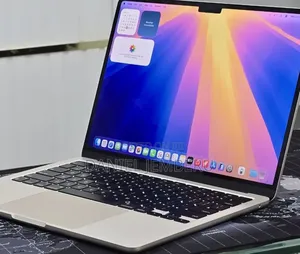 New Laptop Apple MacBook Air 2022 M2 16GB Apple M2 SSD 256GB