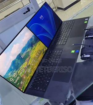 New Laptop Dell 16GB Intel Core i7 SSD 512GB