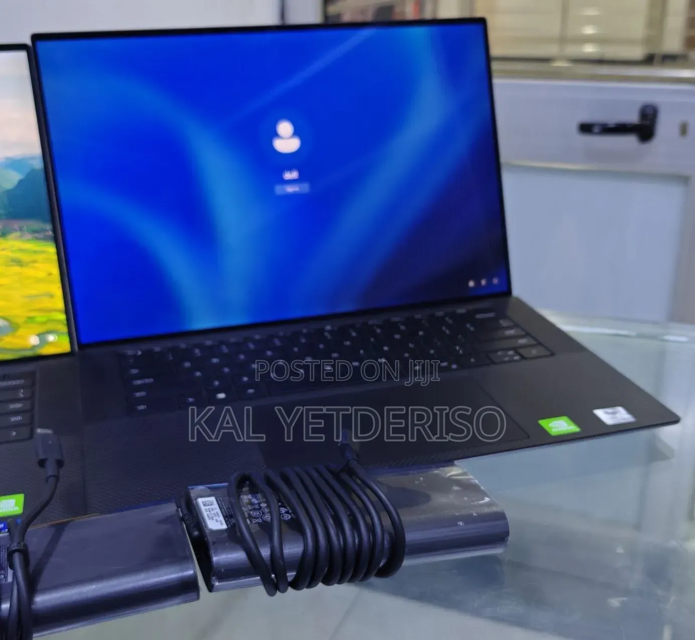 New Laptop Dell 16GB Intel Core i7 SSD 512GB