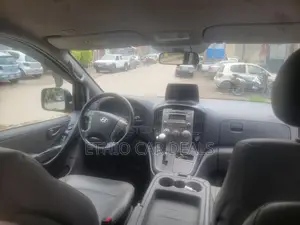 Hyundai Starex 2014 Silver