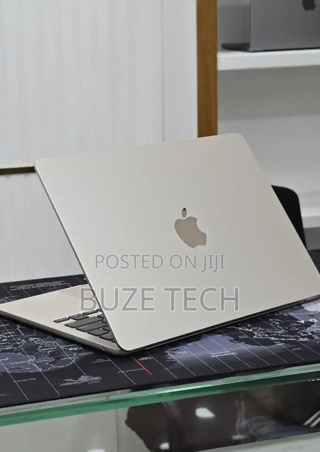 New Laptop Apple MacBook Air 2022 M2 16GB Apple M2 SSD 256GB