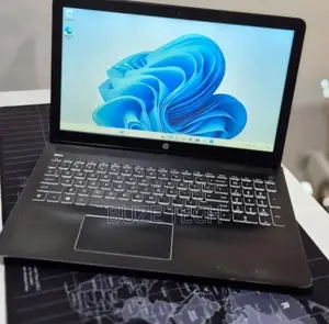 New Laptop HP Pavilion 15 8GB Intel Core i7 SSD 256GB