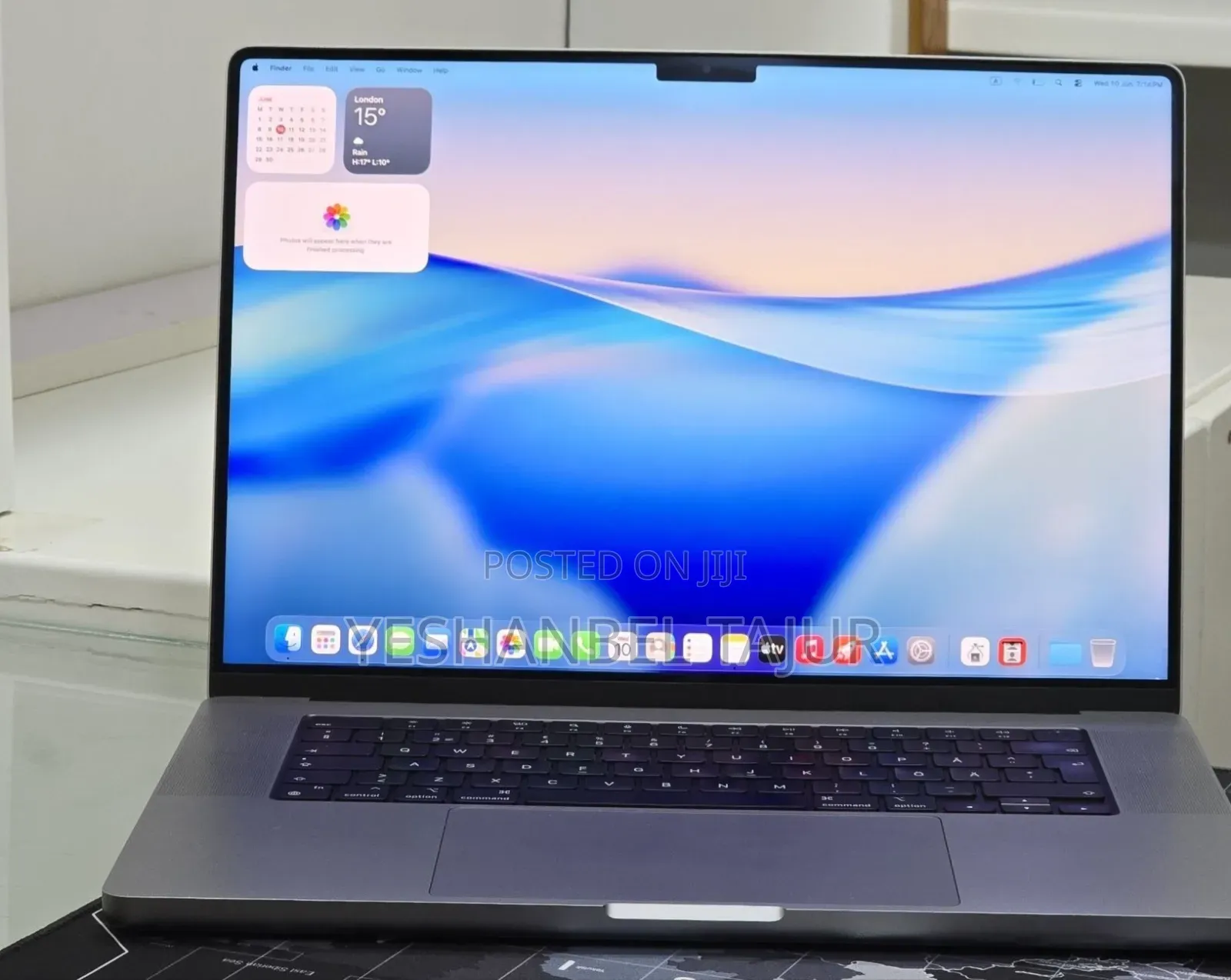 New Laptop Apple MacBook Pro 2021 M1 32GB Apple M1 Max SSD 1T