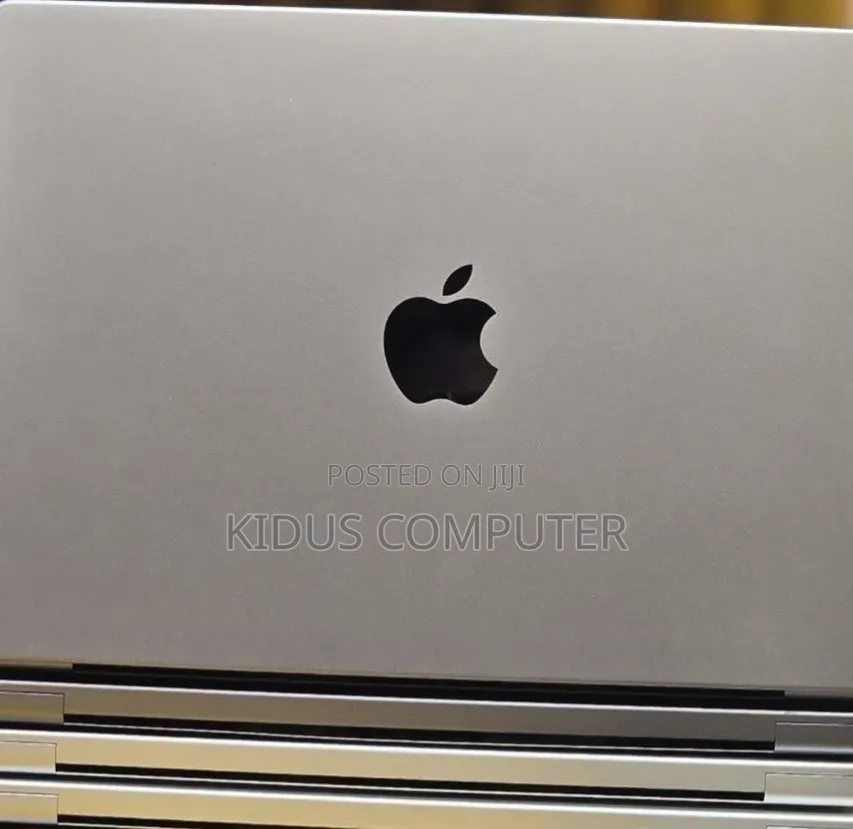 New Laptop Apple MacBook Pro 2020 M1 16GB Apple M1 SSD 512GB
